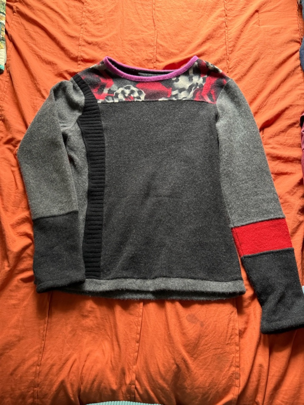 Women's Grey Knit Sweater with Red Accent and Pink Trim